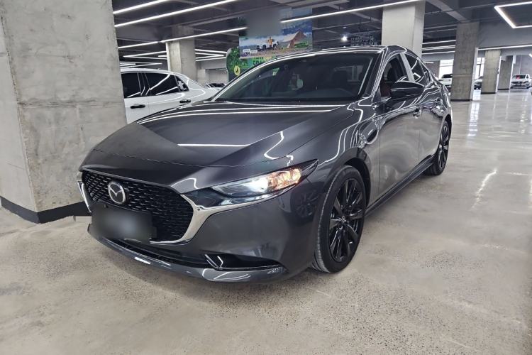 Used Mazda 3 Axela 2022 2.0L Automatic Premium Black Obsidian Edition Exterior 6