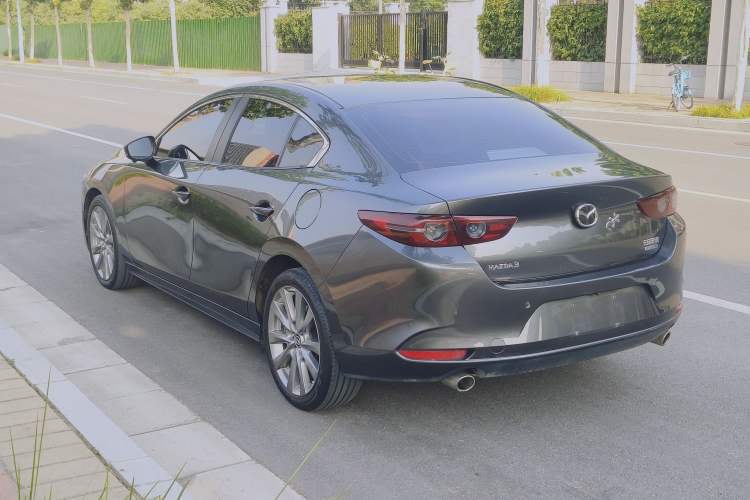 Used Mazda 3 Axela 2022 2.0L Automatic Zhiya Edition Exterior 6