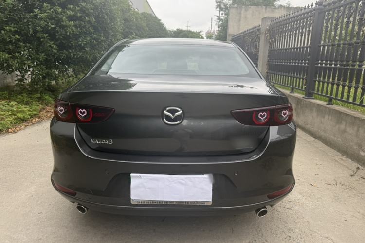 Used Mazda 3 Axela 2022 2.0L Automatic Zhiyao Edition Exterior 6