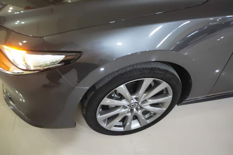 Used Mazda 3 Axela 2022 2.0L Automatic Zhi Rui Edition Exterior 7