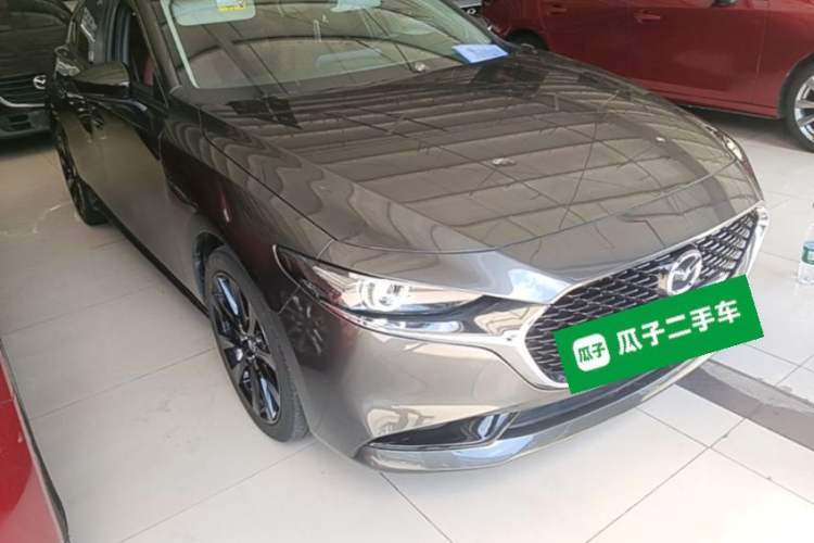 Used Mazda 3 Axela 2022 2.0L Automatic Premium Black Obsidian Edition Front Right 45 Deg