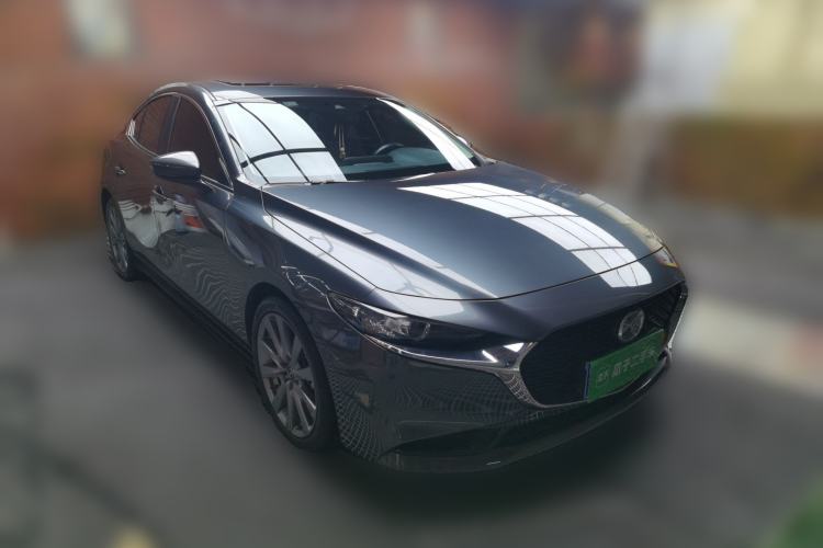 Used Mazda 3 Axela 2022 2.0L Automatic ZhiXuan Edition Front Right 45 Deg