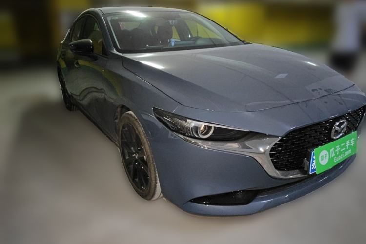 Used Mazda 3 Axela 2022 2.0L Automatic Zhiyao Obsidian Edition Front Right 45 Deg