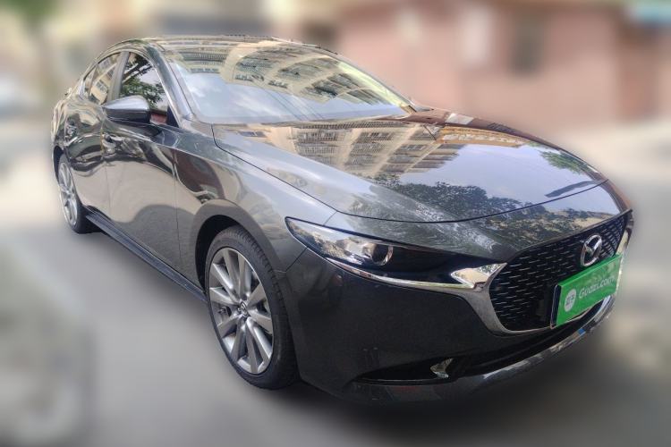 Used Mazda 3 Axela 2022 2.0L Automatic ZhiXuan Edition Front Right 45 Deg