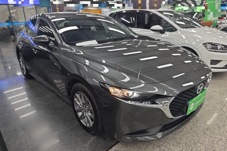 Used Mazda 3 Axela 2022 2.0L Automatic Zhiqing Edition Front Right 45 Deg