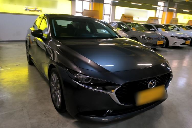 Used Mazda 3 Axela 2022 2.0L Automatic Zhiyao Edition Front Right 45 Deg