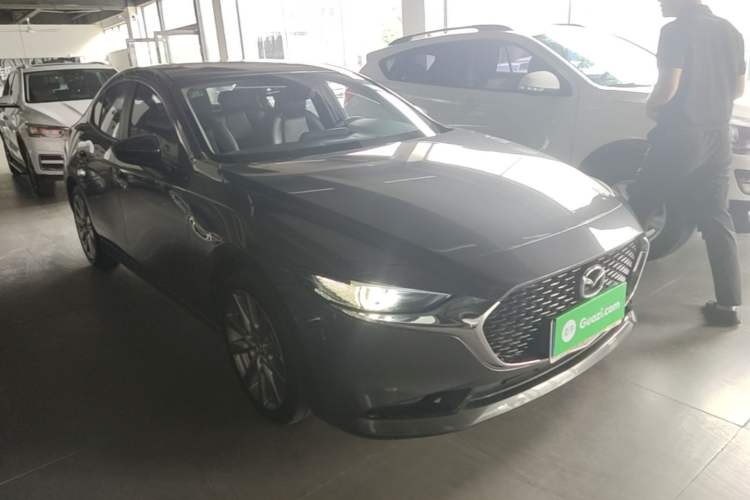 Used Mazda 3 Axela 2022 2.0L Automatic Zhiyao Edition Front Right 45 Deg