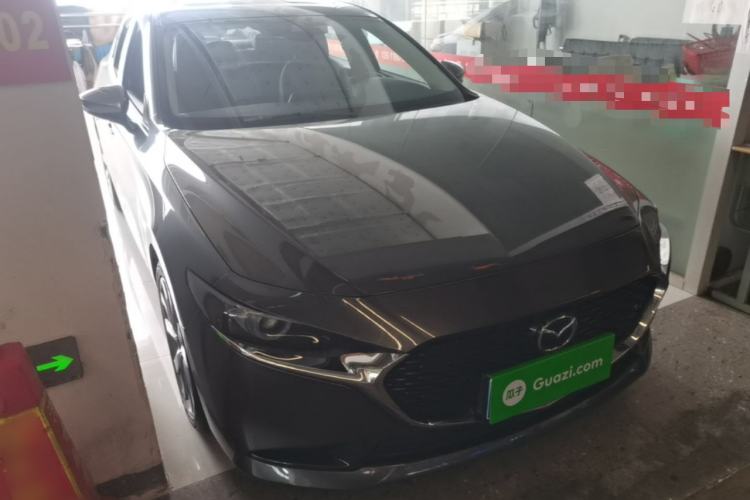 Used Mazda 3 Axela 2022 2.0L Automatic Zhi Rui Edition Front Right 45 Deg