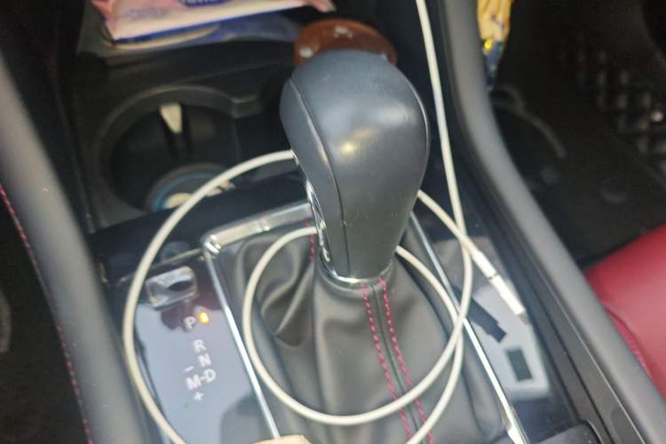 Used Mazda 3 Axela 2022 2.0L Automatic Zhi Rui Edition Gear Lever