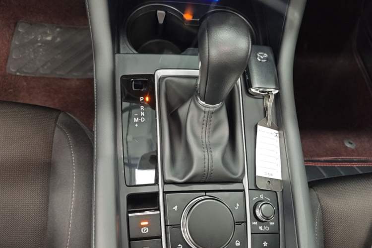 Used Mazda 3 Axela 2022 2.0L Automatic Zhiqing Edition Gear Lever