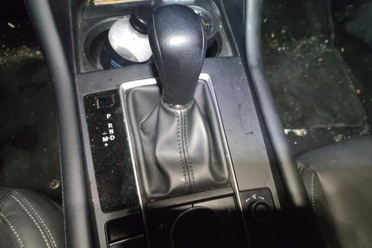 Used Mazda 3 Axela 2022 2.0L Automatic Zhiqing Edition Gear Lever