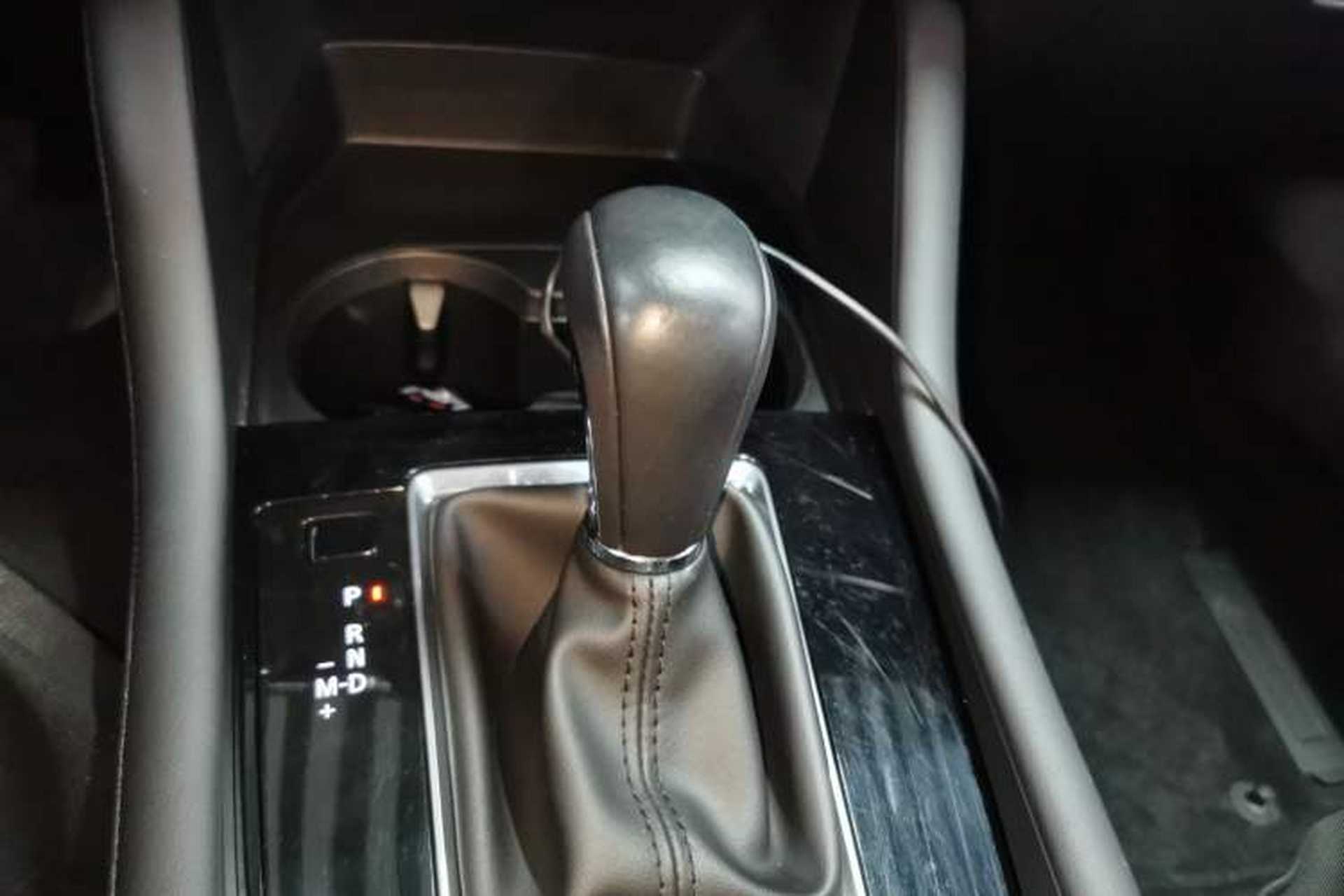 Used Mazda 3 Axela 2022 2.0L Automatic Zhiya Edition Gear Lever