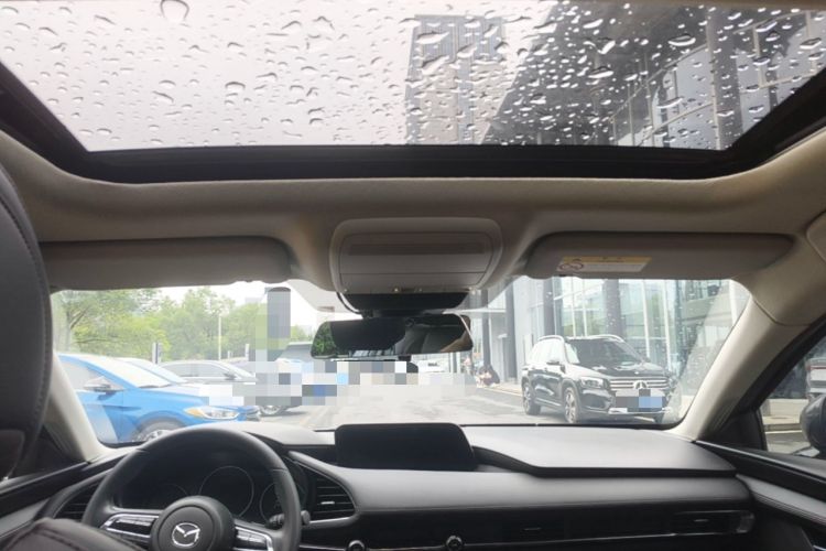 Used Mazda 3 Axela 2022 2.0L Automatic Zhiya Edition Headliner