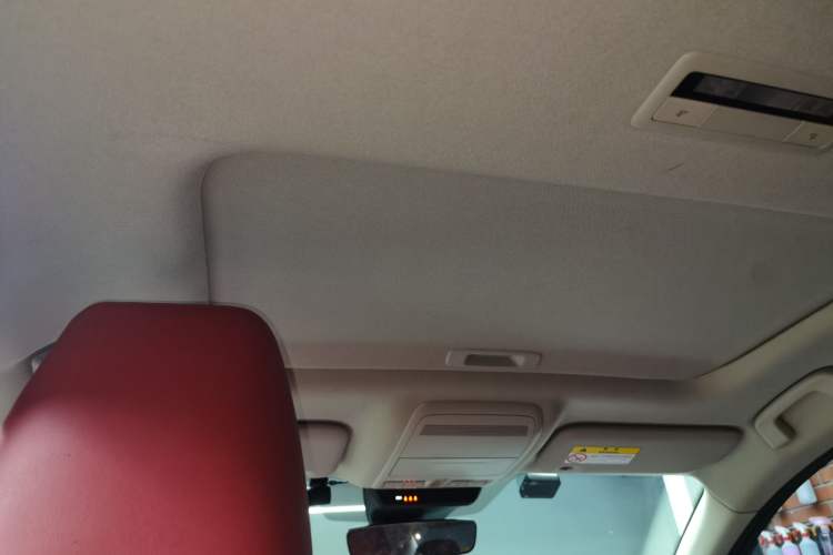 Used Mazda 3 Axela 2022 2.0L Automatic ZhiXuan Edition Headliner