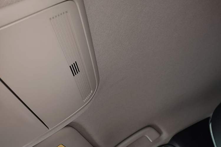 Used Mazda 3 Axela 2022 2.0L Automatic Zhiqing Edition Headliner