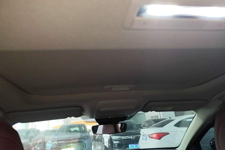 Used Mazda 3 Axela 2022 2.0L Automatic Zhi Rui Obsidian Edition Headliner