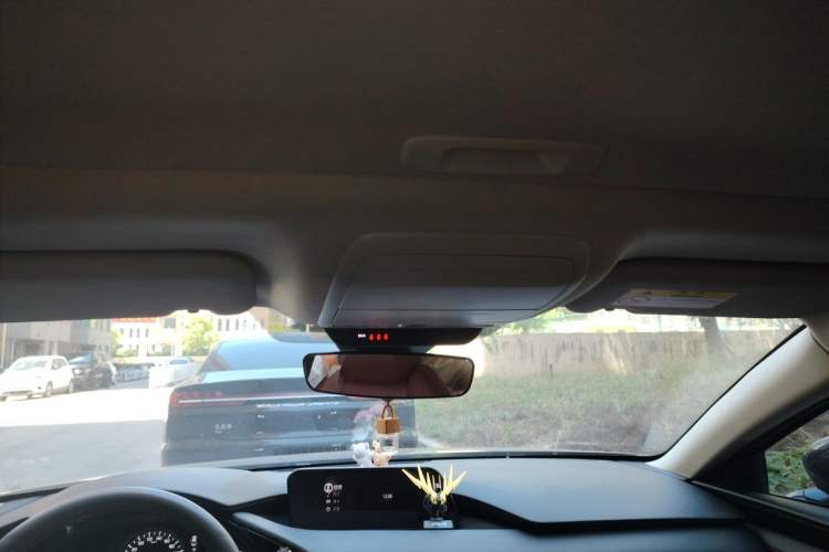 Used Mazda 3 Axela 2022 2.0L Automatic Zhiya Edition Headliner