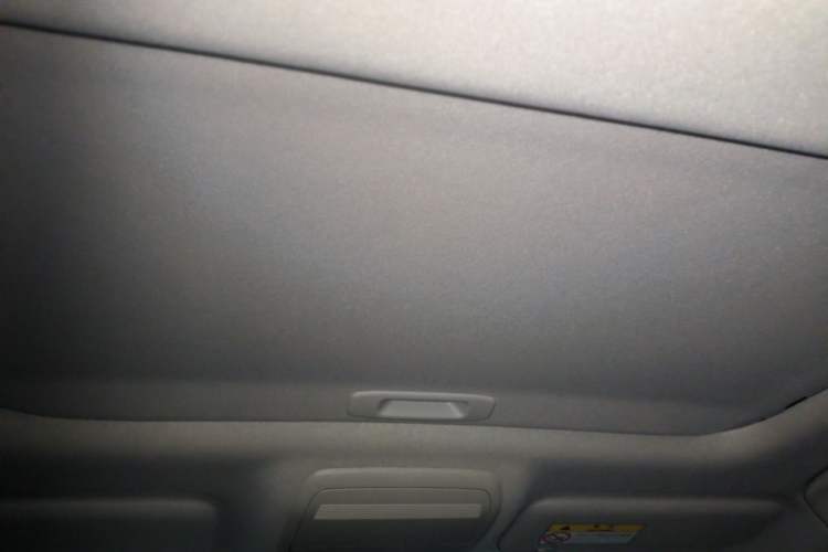 Used Mazda 3 Axela 2022 2.0L Automatic Premium Black Obsidian Edition Headliner