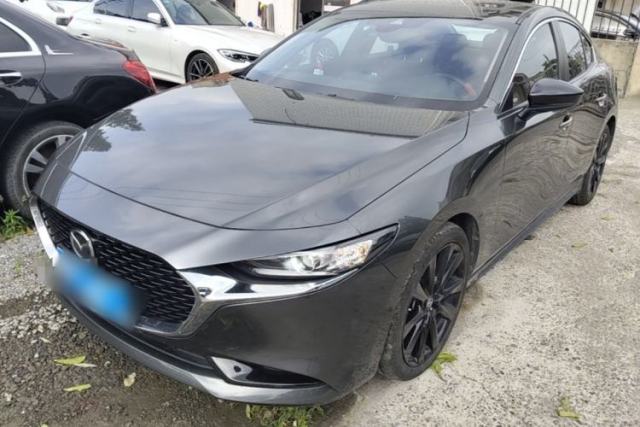 Used Mazda 3 Axela 2022 2.0L Automatic Premium Black Obsidian Edition