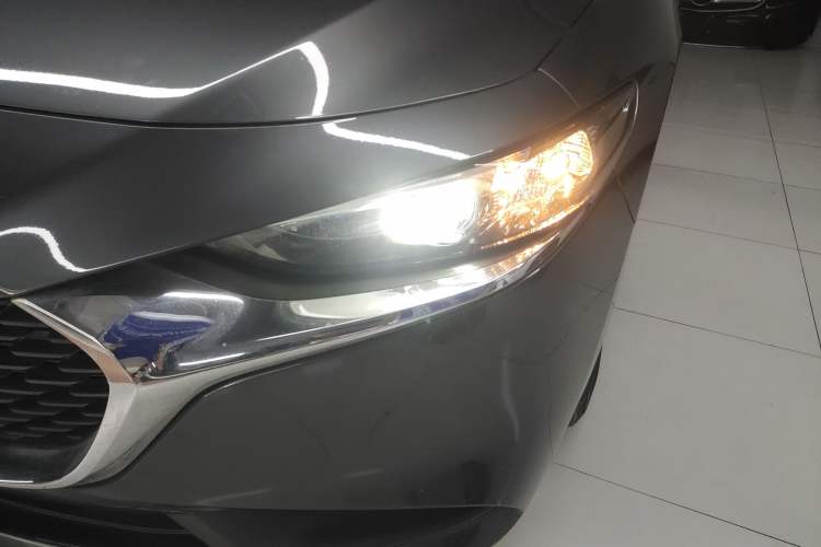 Used Mazda 3 Axela 2022 2.0L Automatic Zhiqing Edition Left Front Headlight