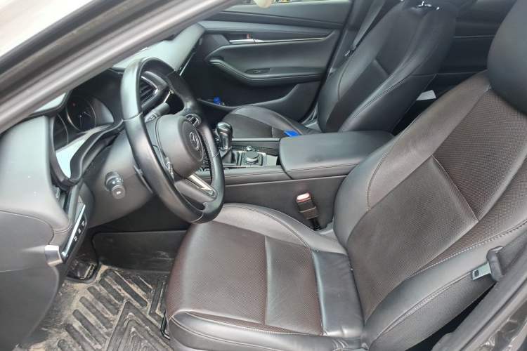 Used Mazda 3 Axela 2022 2.0L Automatic Zhiya Edition Left Front Seat
