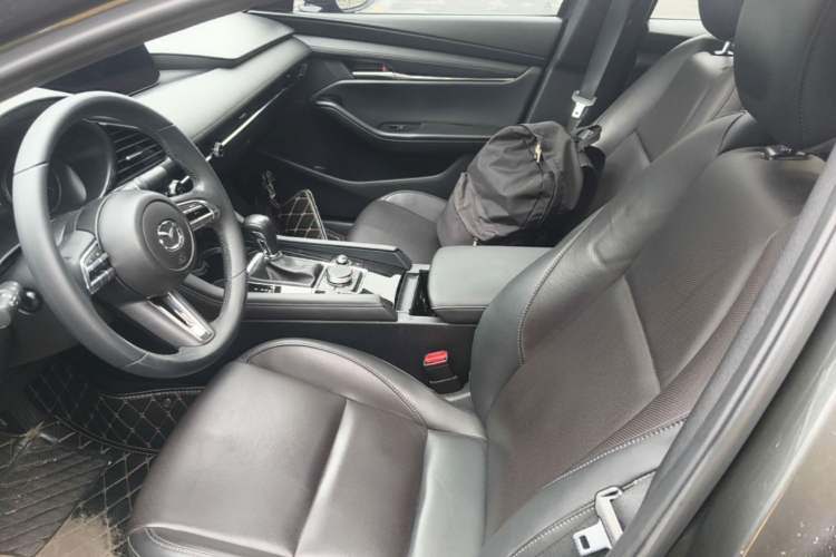 Used Mazda 3 Axela 2022 2.0L Automatic Zhiya Edition Left Front Seat