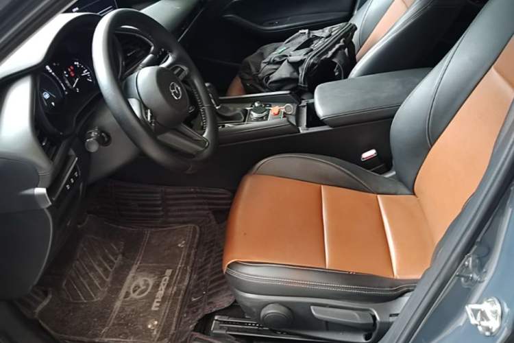 Used Mazda 3 Axela 2022 2.0L Automatic Zhiqing Edition Left Front Seat
