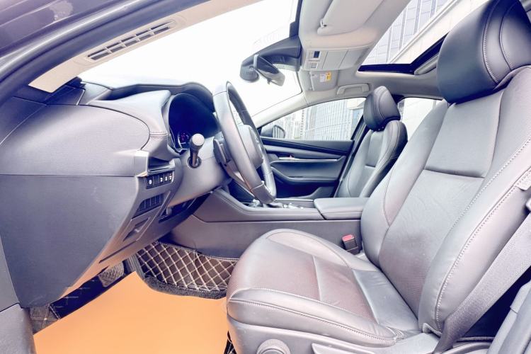 Used Mazda 3 Axela 2022 2.0L Automatic Zhiya Edition Left Front Seat