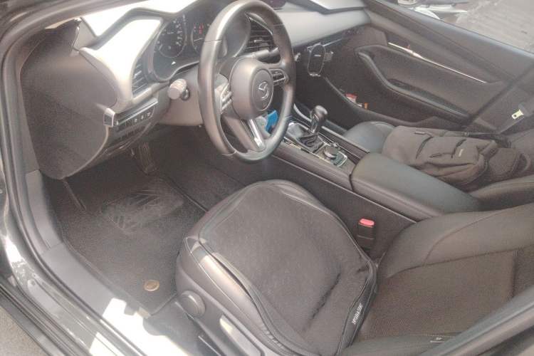 Used Mazda 3 Axela 2022 2.0L Automatic ZhiXuan Edition Left Front Seat