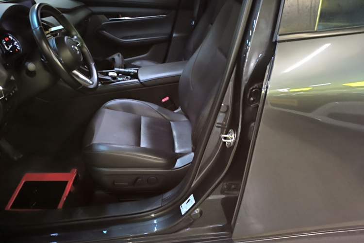 Used Mazda 3 Axela 2022 2.0L Automatic Zhiyao Edition Left Front Seat