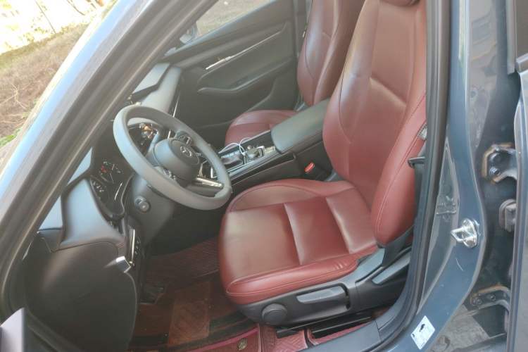 Used Mazda 3 Axela 2022 2.0L Automatic Zhiya Edition Left Front Seat