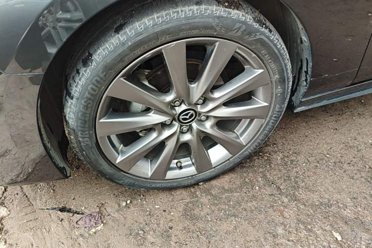 Used Mazda 3 Axela 2022 2.0L Automatic Zhiya Edition Left Front Wheel Hub