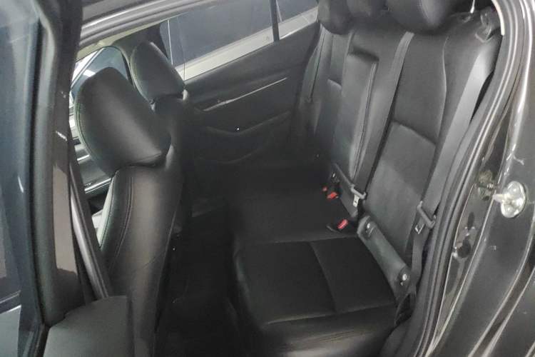 Used Mazda 3 Axela 2022 2.0L Automatic Zhiqing Edition Left Rear Seat