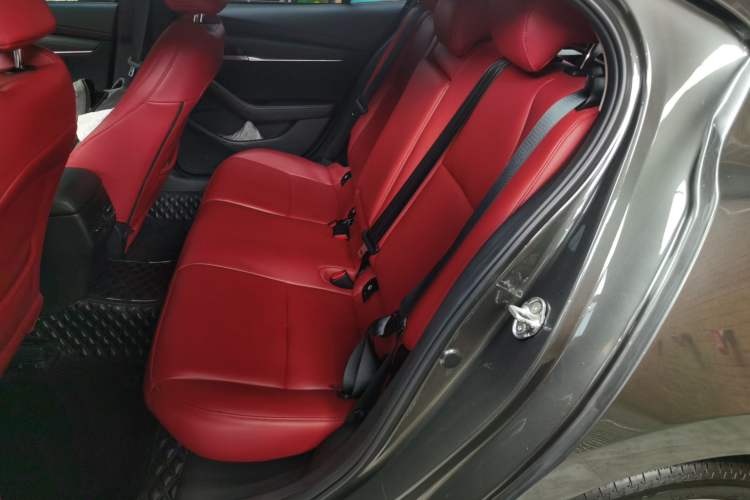 Used Mazda 3 Axela 2022 2.0L Automatic ZhiXuan Edition Left Rear Seat