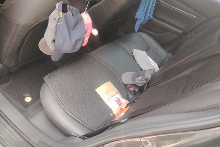Used Mazda 3 Axela 2022 2.0L Automatic ZhiXuan Edition Left Rear Seat