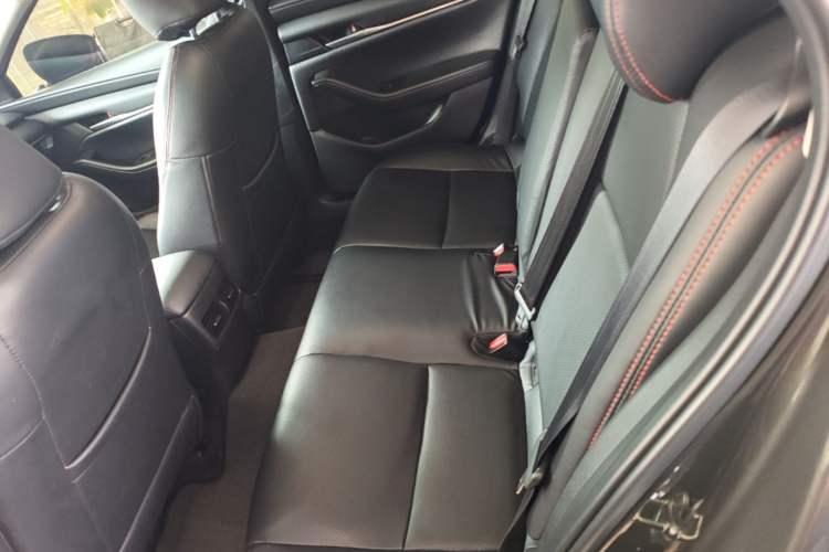 Used Mazda 3 Axela 2022 2.0L Automatic Zhiqing Edition Left Rear Seat