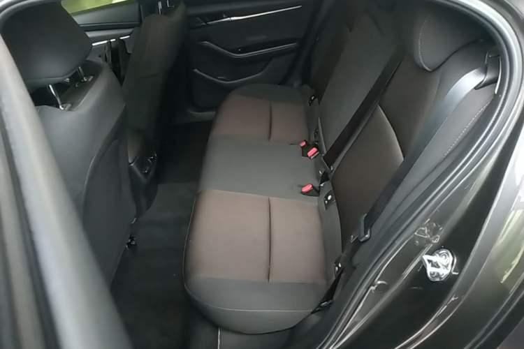 Used Mazda 3 Axela 2022 2.0L Automatic Zhiqing Edition Left Rear Seat