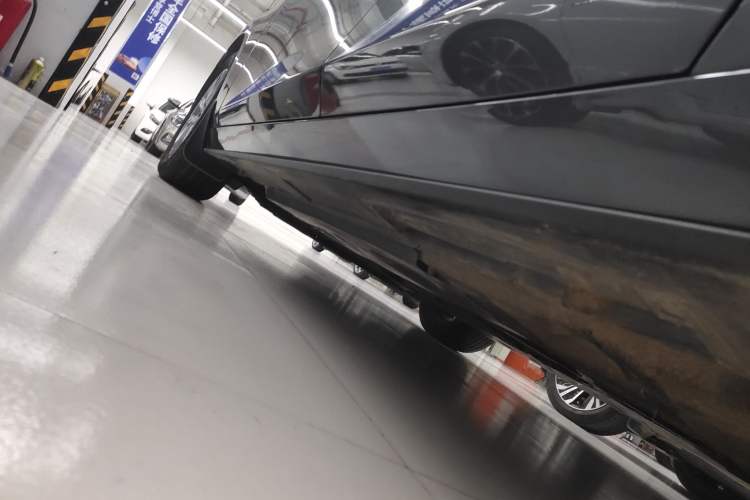 Used Mazda 3 Axela 2022 2.0L Automatic Zhiqing Edition Left Side Sill