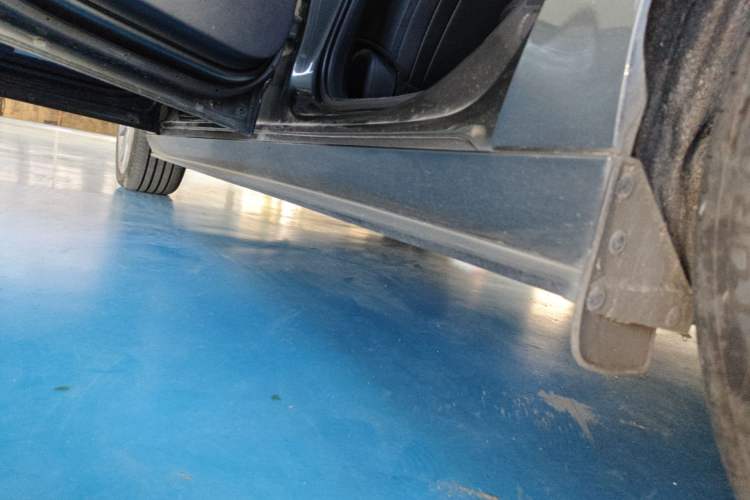 Used Mazda 3 Axela 2022 2.0L Automatic Zhi Rui Edition Left Side Sill
