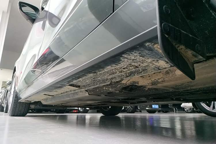 Used Mazda 3 Axela 2022 2.0L Automatic Zhiqing Edition Left Side Sill