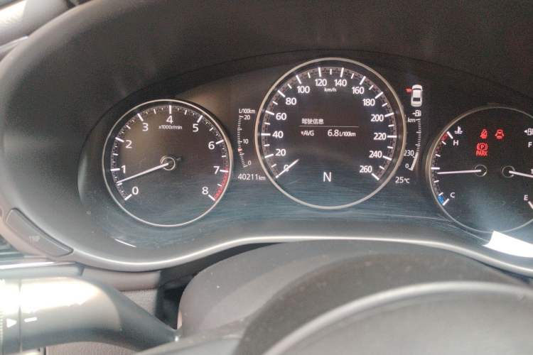 Used Mazda 3 Axela 2022 2.0L Automatic ZhiXuan Edition Odometer Close Up