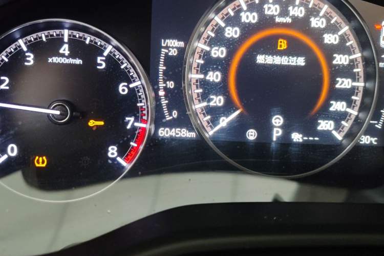 Used Mazda 3 Axela 2022 2.0L Automatic Premium Black Obsidian Edition Odometer Close Up