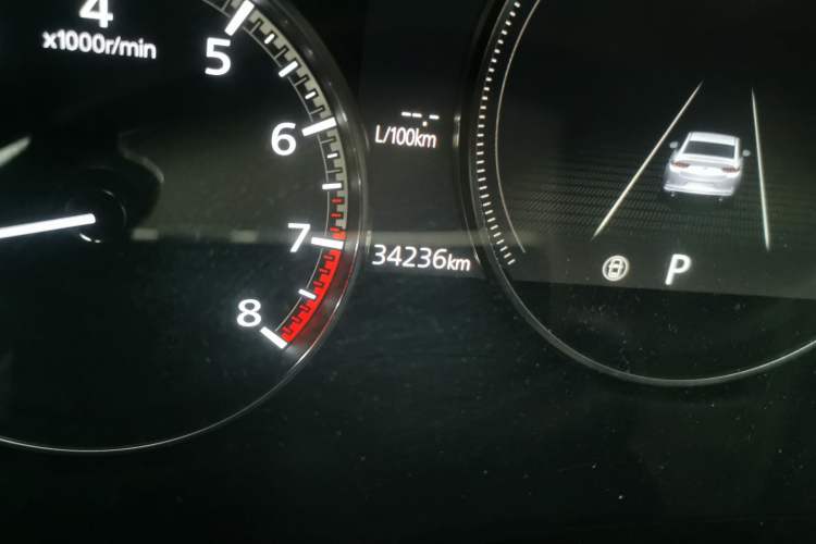 Used Mazda 3 Axela 2022 2.0L Automatic Zhiyao Edition Odometer Close Up