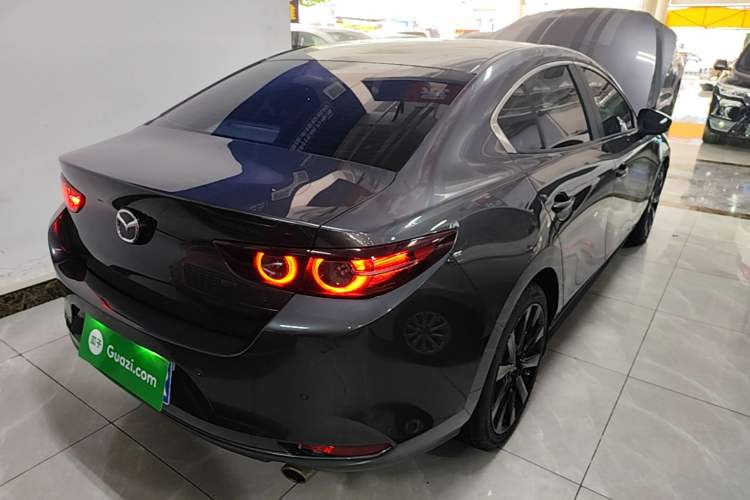 Used Mazda 3 Axela 2022 2.0L Automatic Zhi Rui Obsidian Edition Rear Right 45 Deg