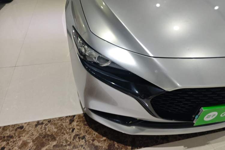 Used Mazda 3 Axela 2022 2.0L Automatic Zhi Rui Edition Right Front Headlight