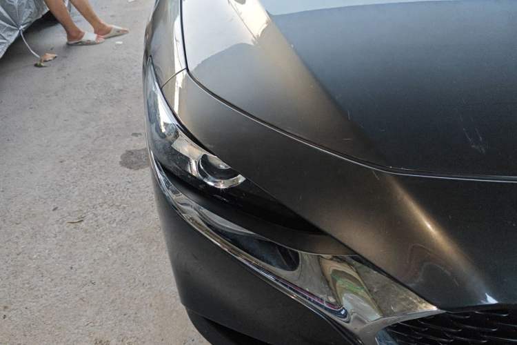 Used Mazda 3 Axela 2022 2.0L Automatic Zhiya Edition Right Front Headlight