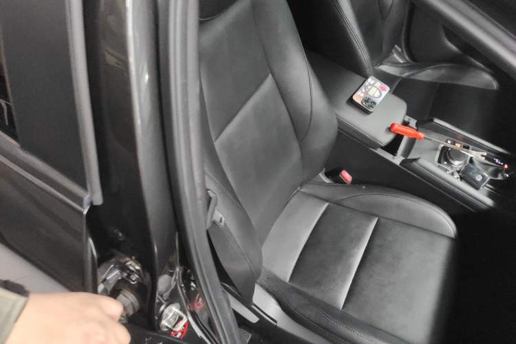 Used Mazda 3 Axela 2022 2.0L Automatic Zhiqing Edition Right Front Seat