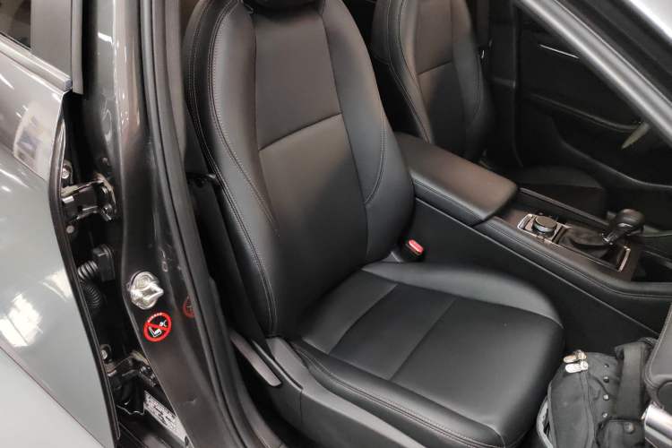 Used Mazda 3 Axela 2022 2.0L Automatic Zhiya Edition Right Front Seat