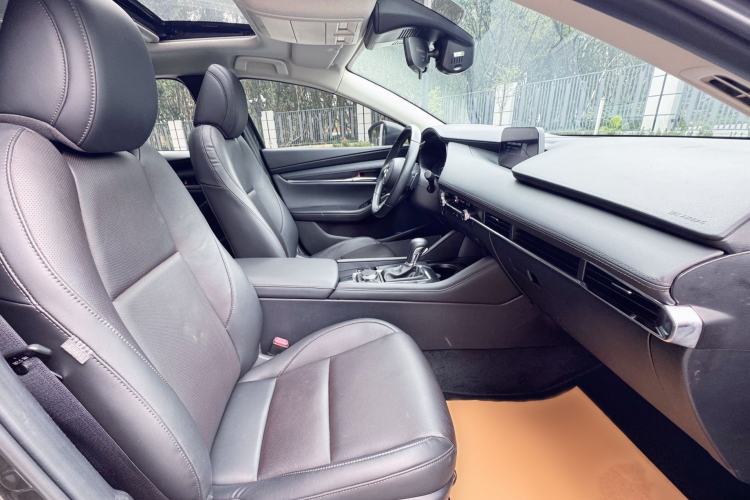 Used Mazda 3 Axela 2022 2.0L Automatic Zhiya Edition Right Front Seat