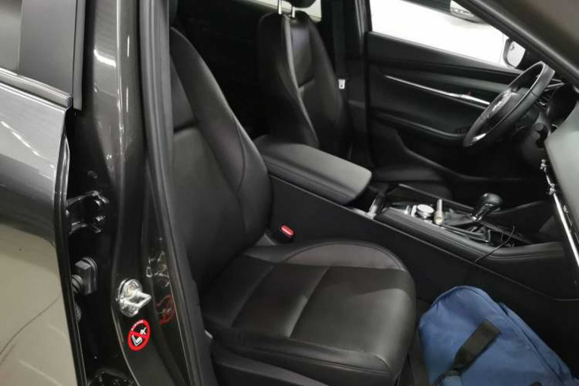 Used Mazda 3 Axela 2022 2.0L Automatic Zhiya Edition Right Front Seat